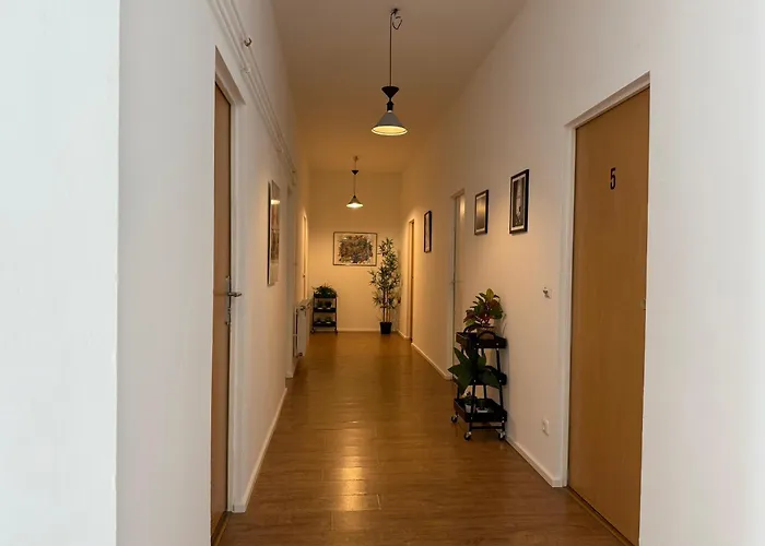 Aparthotel Moderne Einzelzimmer Mit Eigenem Bad & Gemeinschaftskueche Frankfurt am Main