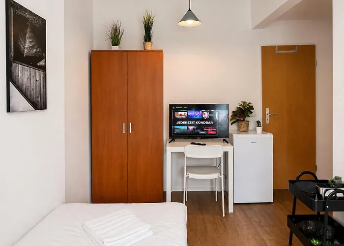 Moderne Einzelzimmer Mit Eigenem Bad & Gemeinschaftskueche Aparthotel