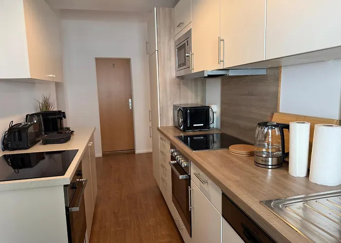 Aparthotel Moderne Einzelzimmer Mit Eigenem Bad & Gemeinschaftskueche 3*